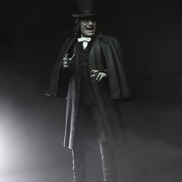 NECA - London After Midnight - Edward C. Burke 7" Ultimate Action Figure - Picture 3 of 8